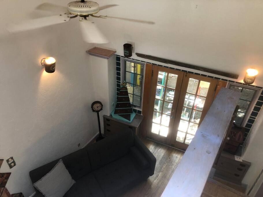 Boho Hip Bungalow In Old 比斯比 外观 照片